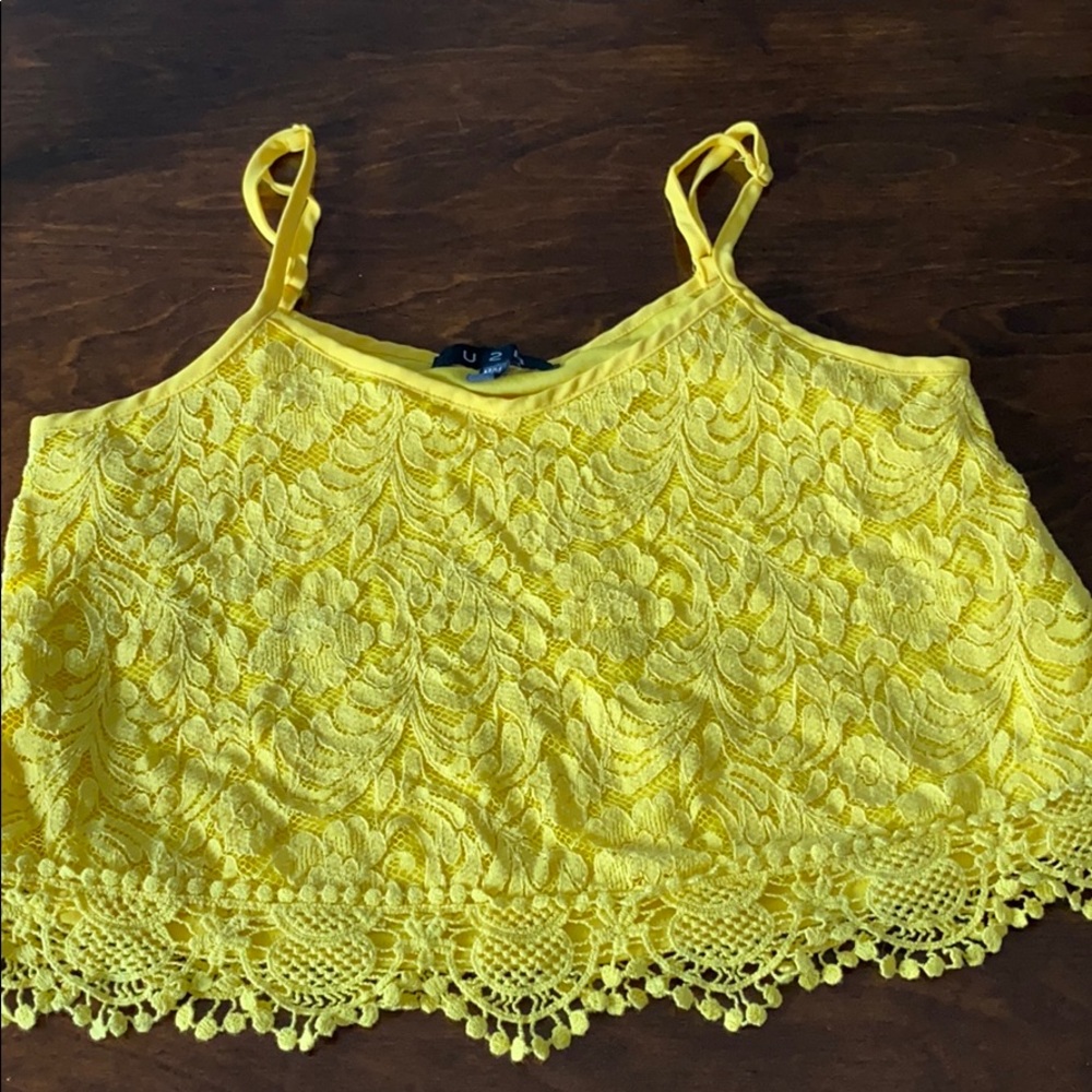 Crop top